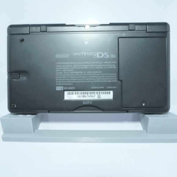 Nintendo DS Lite Crimson Red / Black Handheld Gaming System w/ Charger & Stylus - Picture 5 of 9